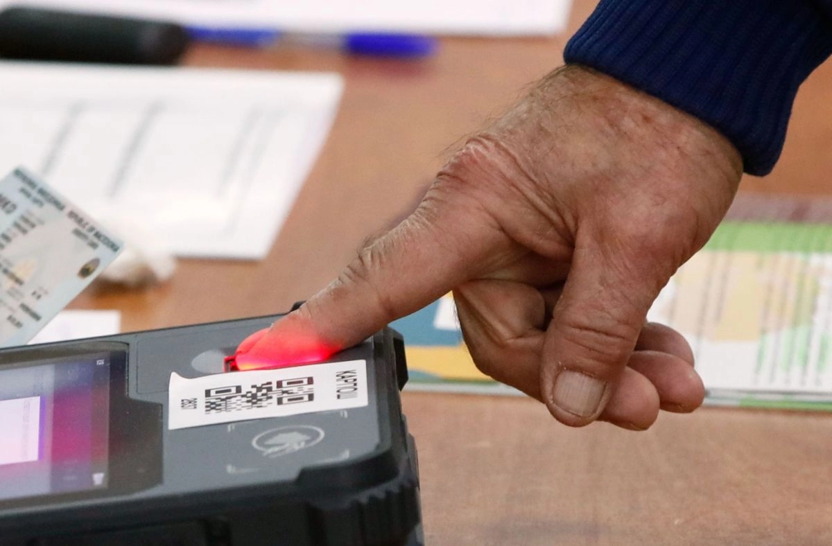 IRS considers retaining taxpayer biometric data for up to three years