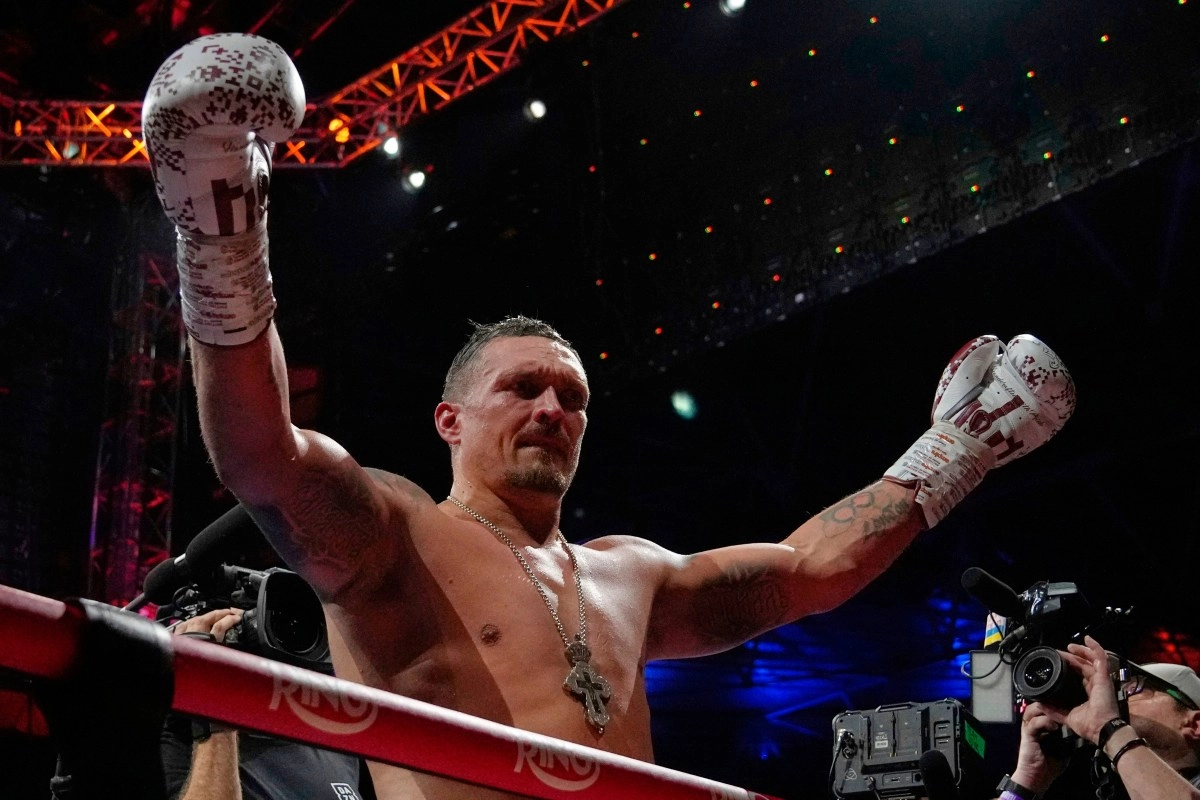 Oleksandr Usyk knocked out in the last breath in a demanding fight in Egypt