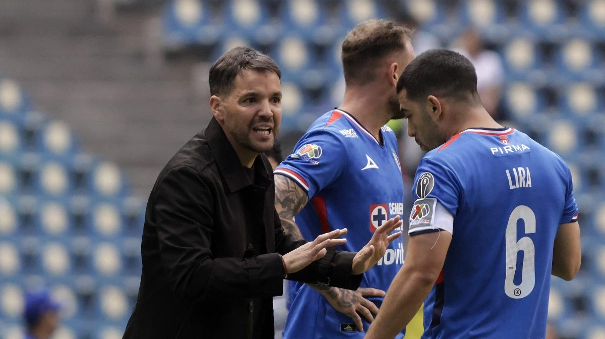 Nicols Larcamn the coach who fired Cruz Azul before becoming champion will coach in Spain