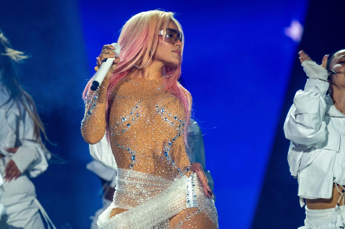 Karol G dominates the AMAs 2026 with awards for Artistic Excellence and Best Latin Album
