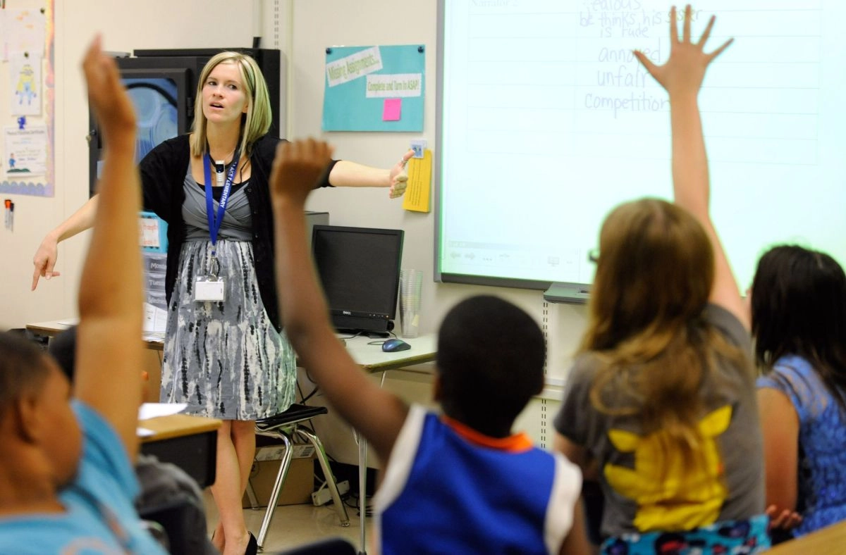 Teachers face burnout due to work pressure and lack of support with AI