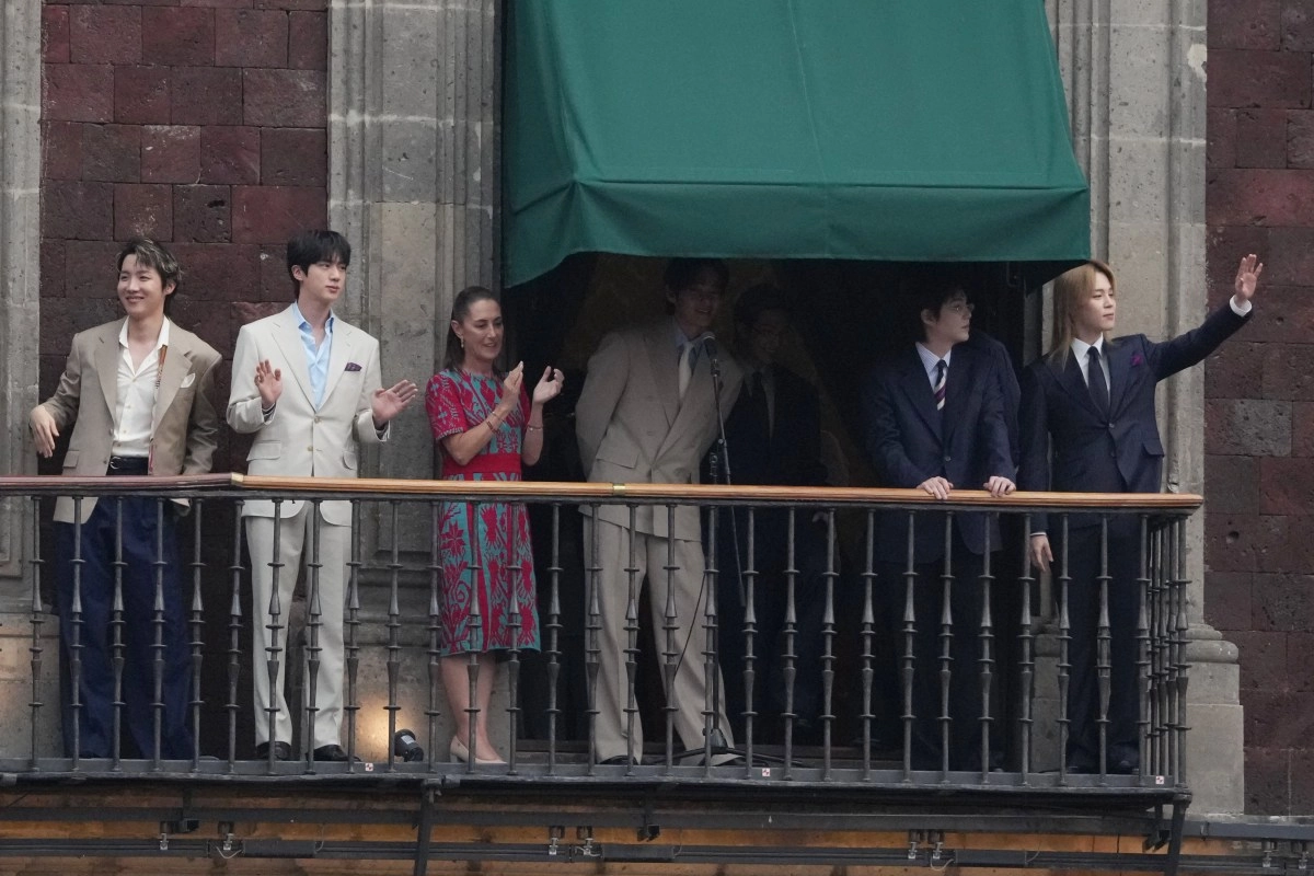 BTS releases behind the scenes of their visit to the National Palace in Mexico