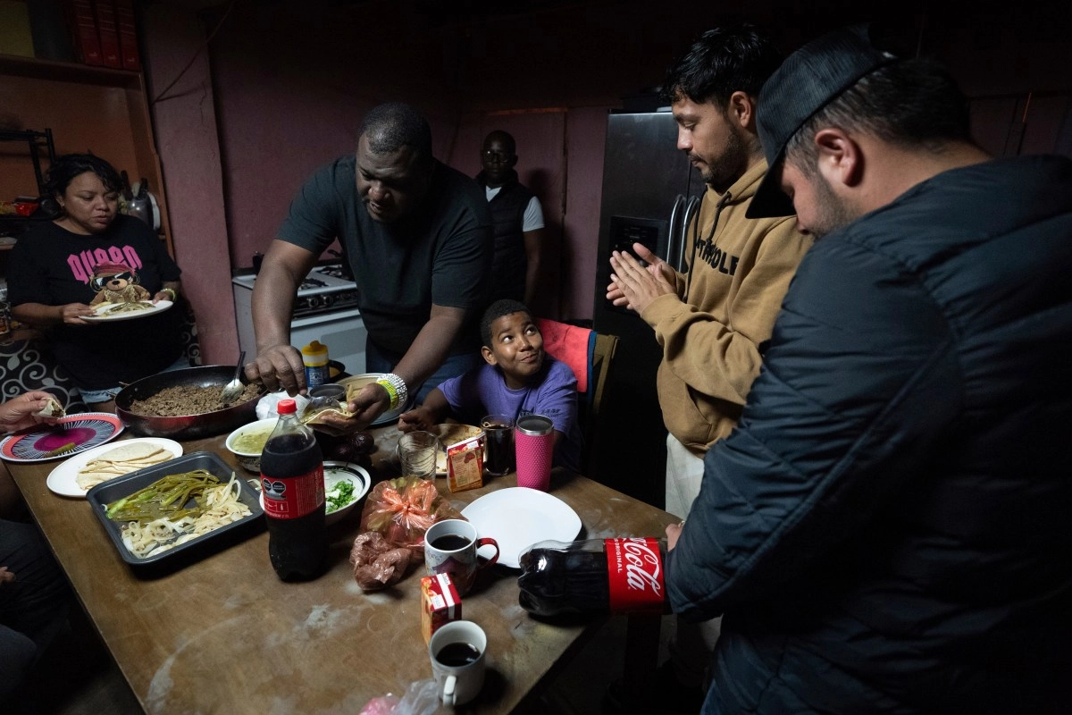 HRW accuses Trump of deporting more than 4000 Cubans to Mexico and leaving them abandoned