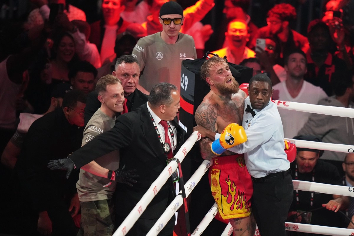 Jake Paul has not recovered from the injury and is already thinking about next rivals
