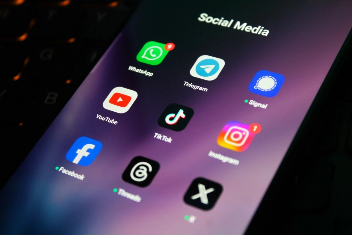 Digital footprint why it is so important to know how much personal information we share on the Internet