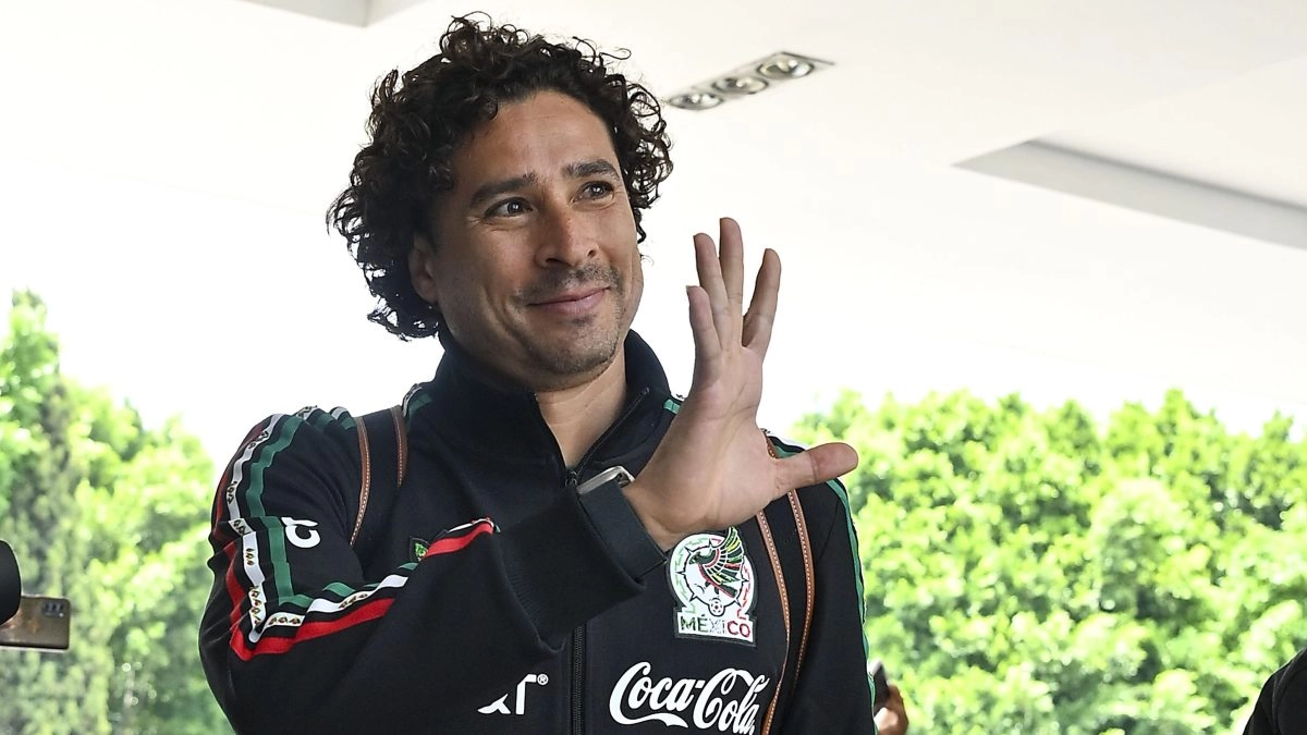 Guillermo Ochoa could play another World Cup according to Adra Chvez