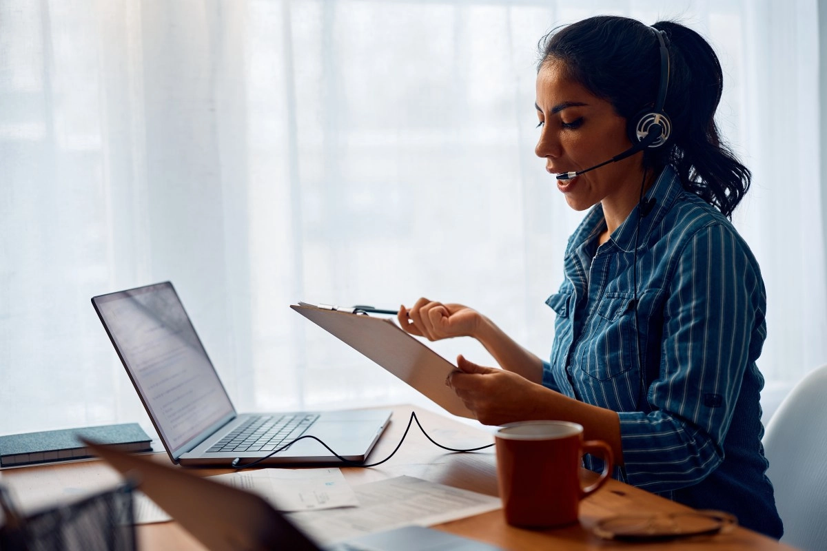 More than 35 of Americans have secondary jobs survey says