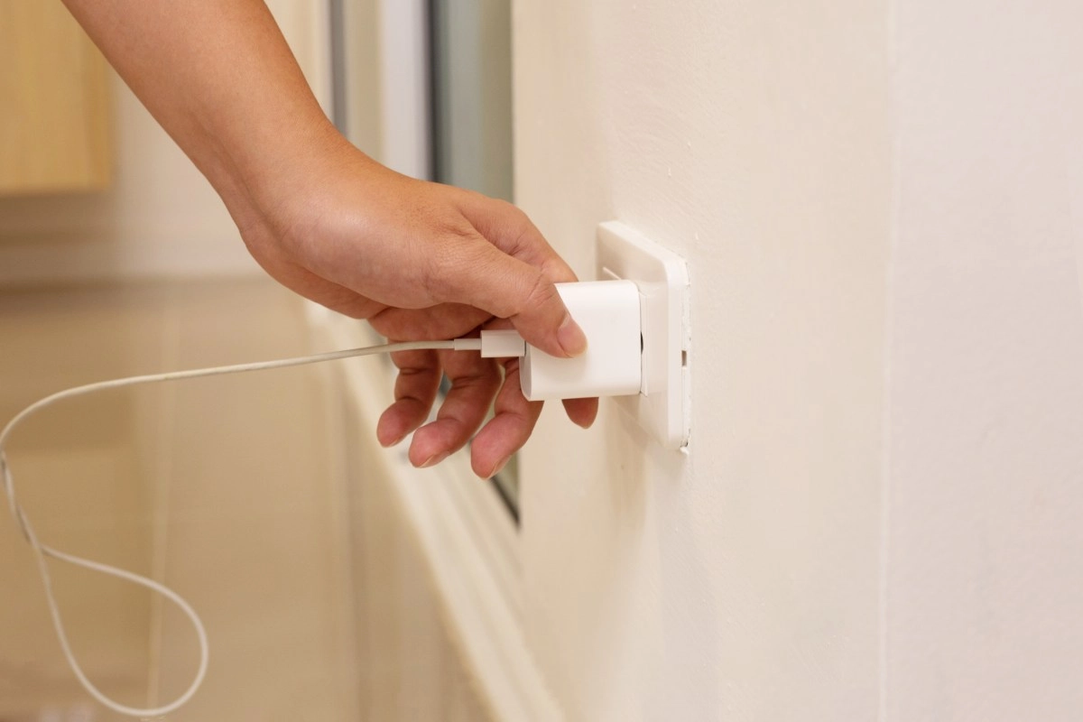 Why your phone charger gets hot experts warn