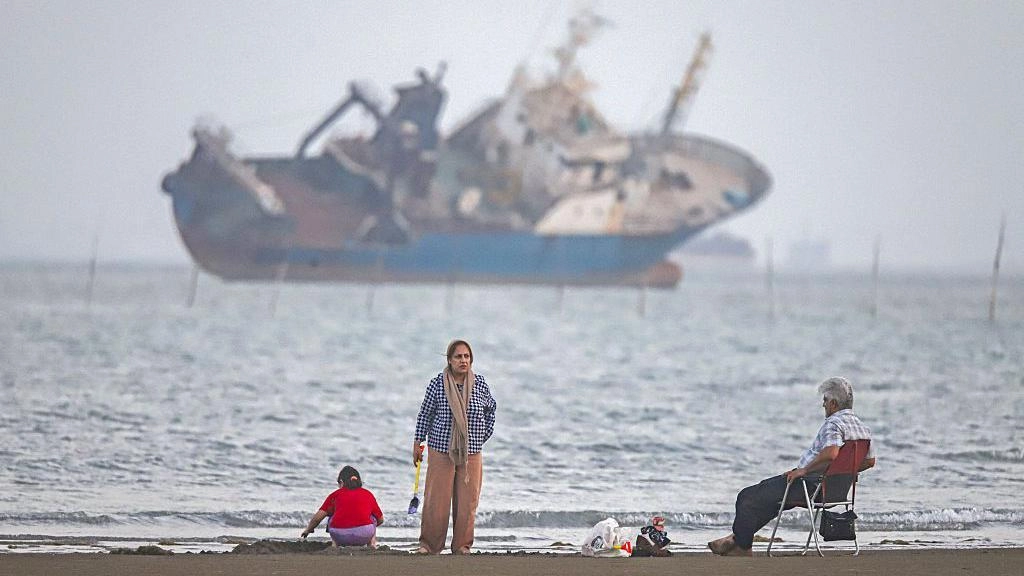New attacks between the US and Iran threaten the ceasefire and make oil more expensive again