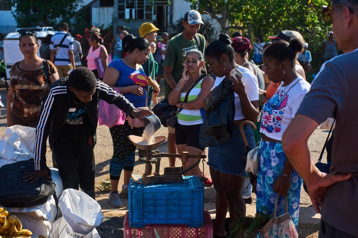 US oil blockade stops 20000 tons of humanitarian aid to Cuba UN