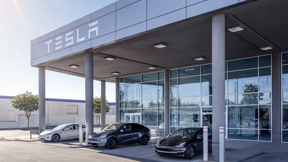 There is controversy experts question Teslas safety figures