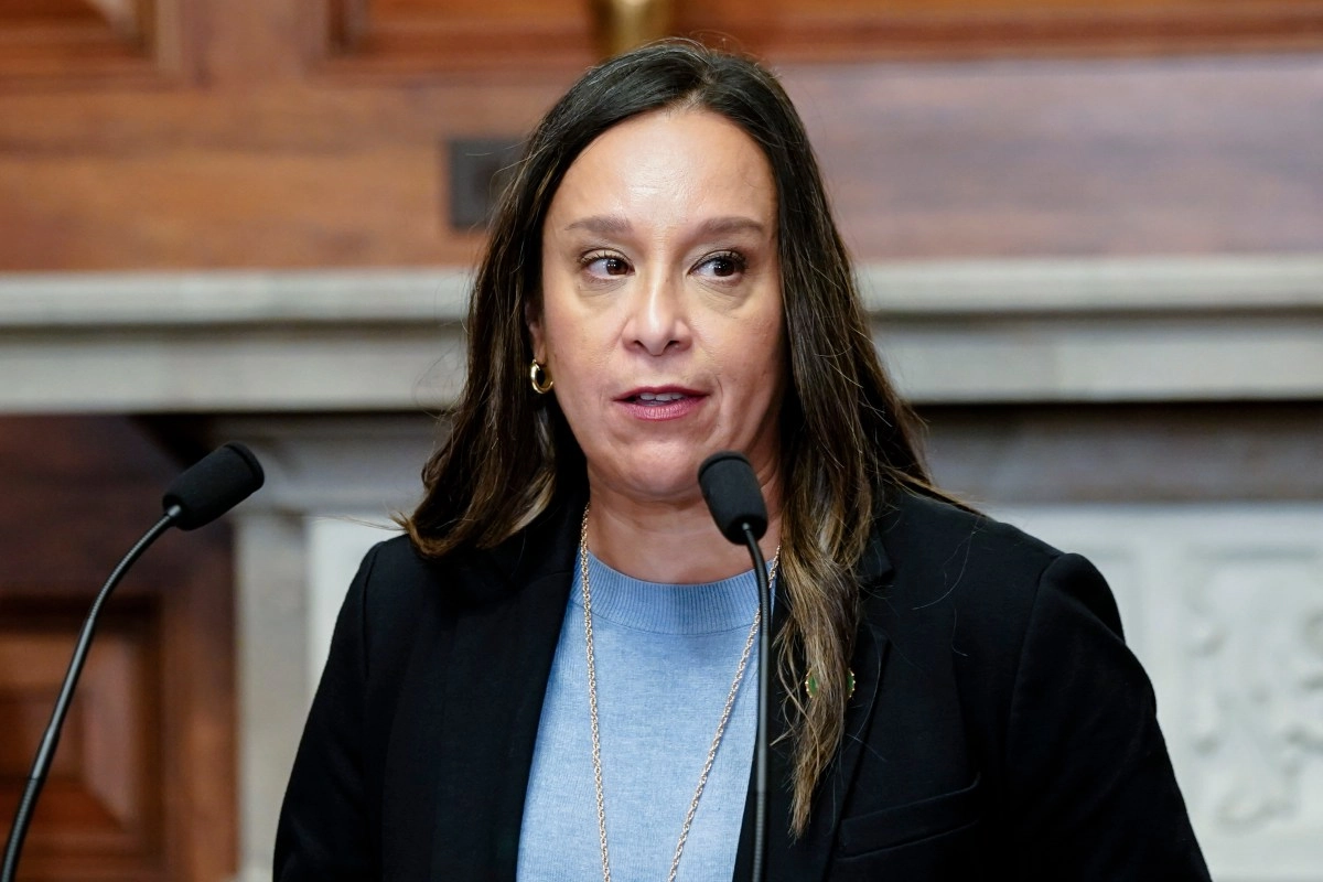 Texas Congresswoman Mnica De La Cruz is accused of receiving donations from an insurance agent accused of diverting public funds