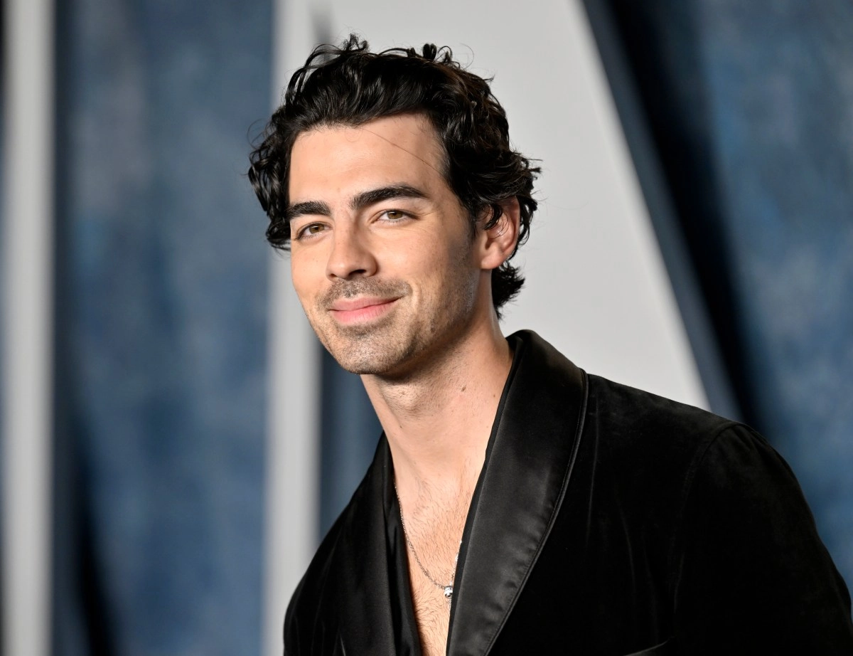 Joe Jonas told how he handles coparenting with his ex Sophie Turner