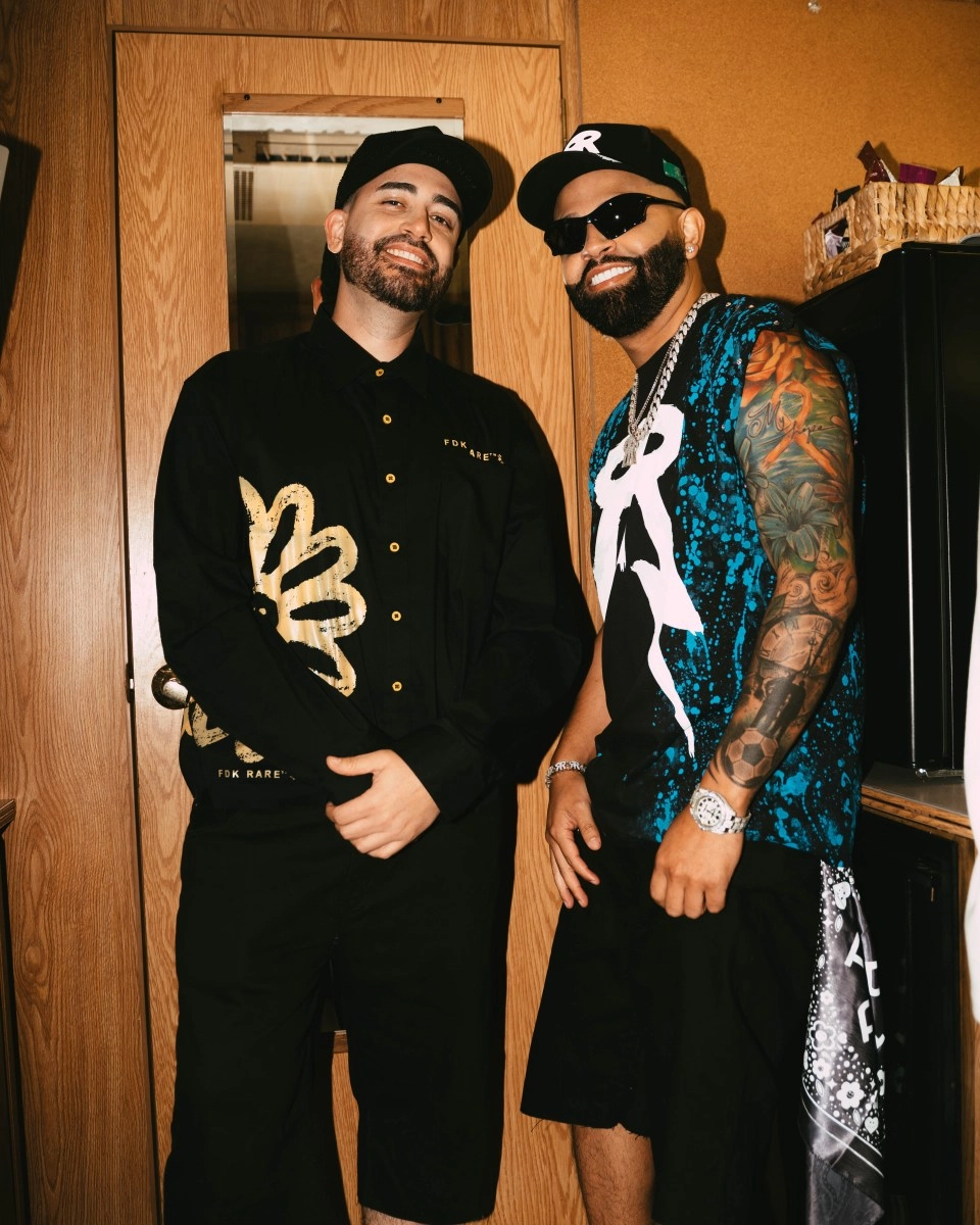 The Hitmen no more behind the scenes