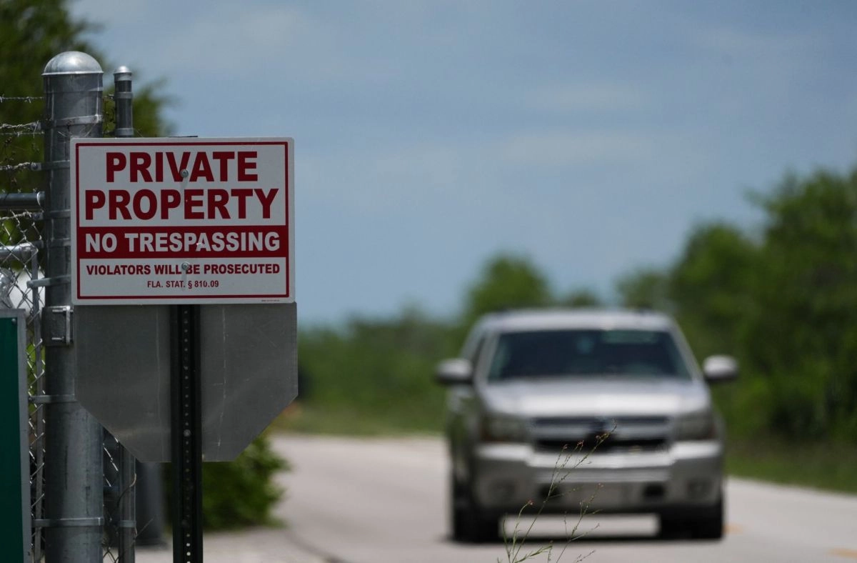 Alarm in Arizona ICE center would operate in front of a warehouse with massive chemical risk
