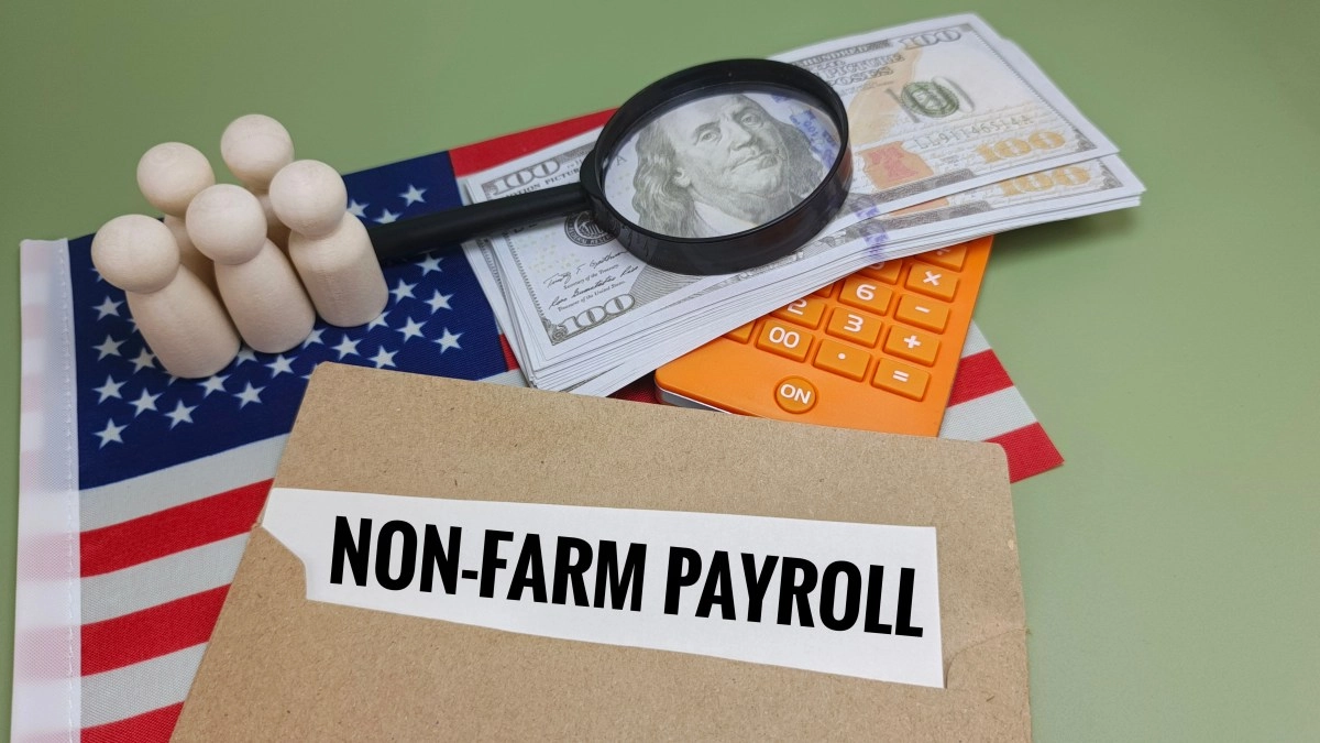 172000 jobs created in the United States in May more than expected