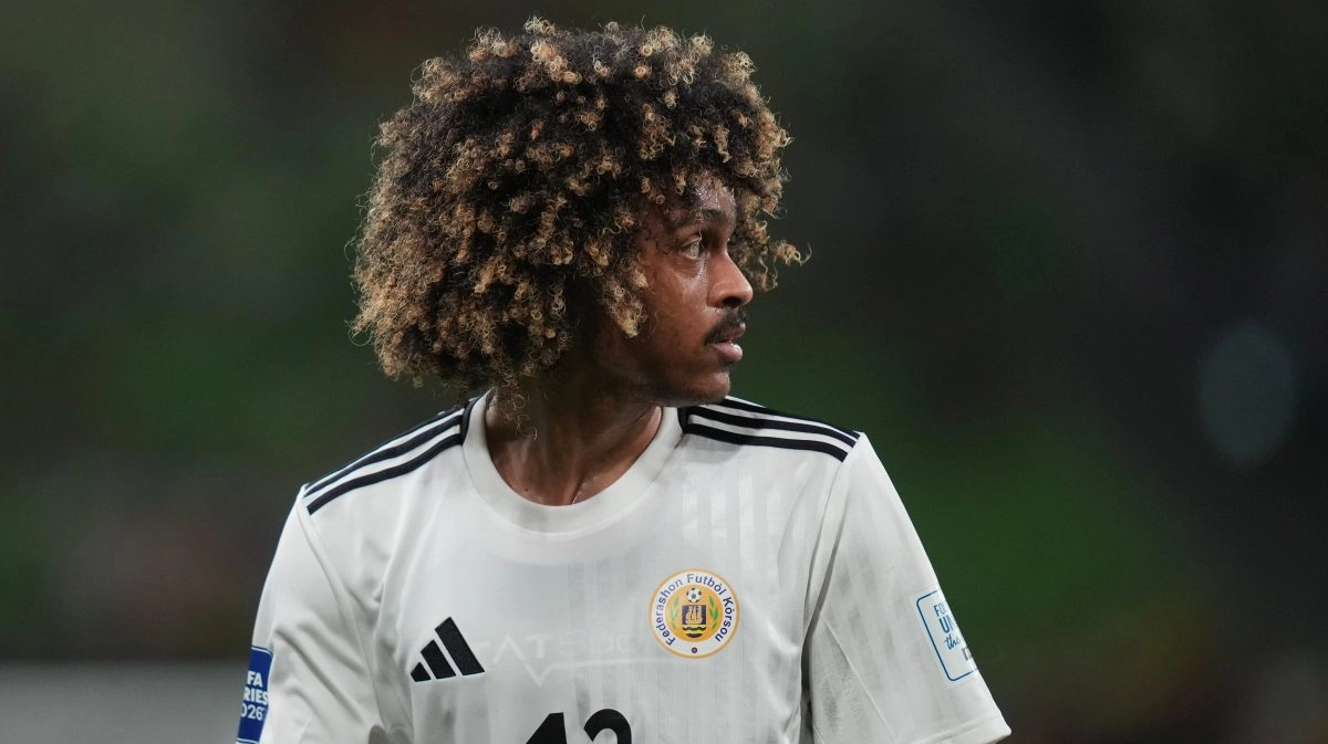 Tahith Chong the only player who was born in Curacao and will represent his country