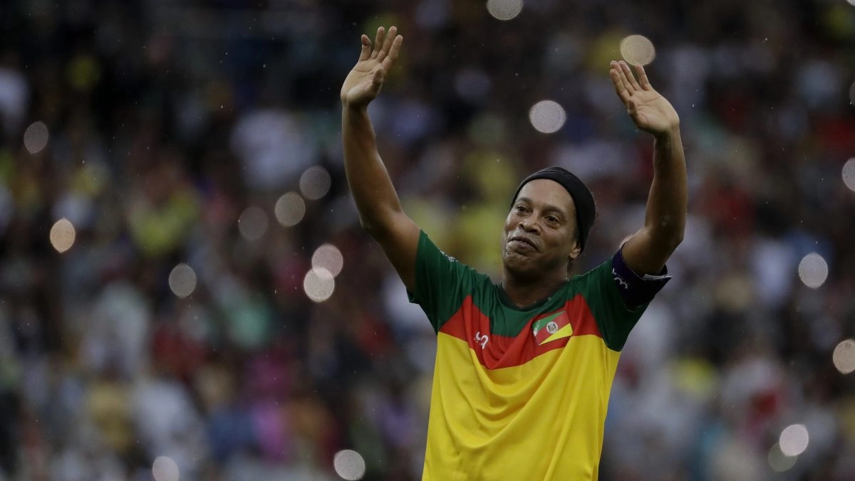 Ronaldinho praised Santiago Gimenez and the Mexican team