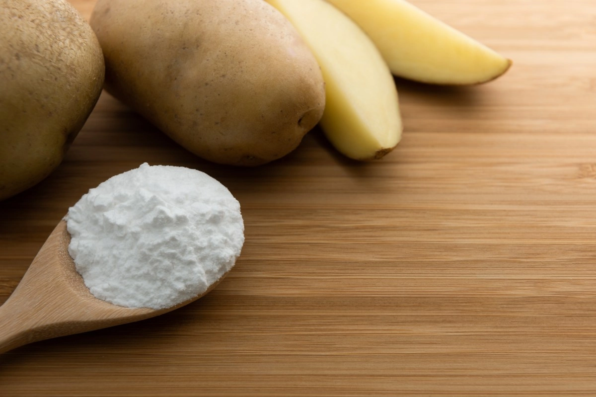 Potato peels with baking soda the homemade trick that removes rust and cleans without chemicals