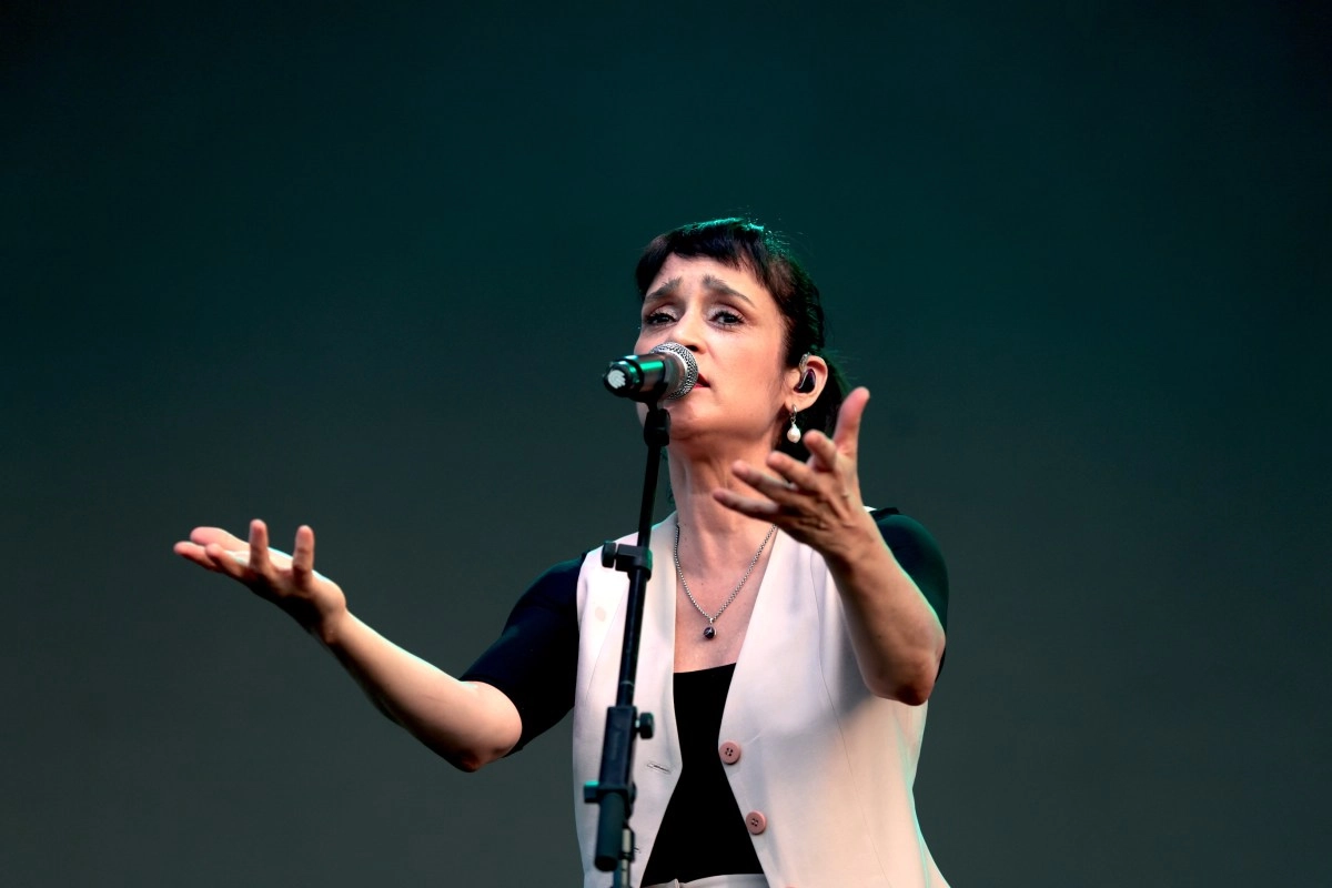 Julieta Venegas faces criticism for her song La Nia Futbolista ahead of the 2026 World Cup