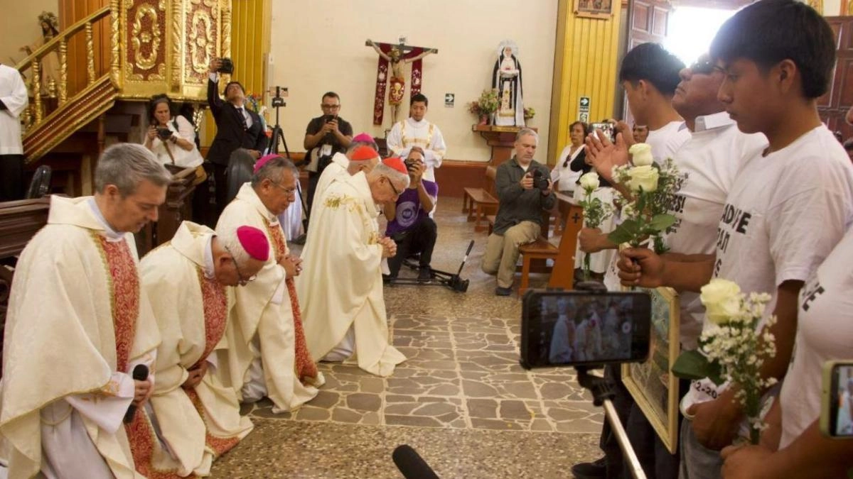 The people of Peru to whom the Vatican asked for forgiveness on their knees for the dispossession of land attributed to the Sodalicio