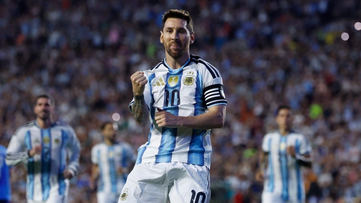 Messi breaks the silence after the viral mural with more than 1100 signatures his reaction moved fans