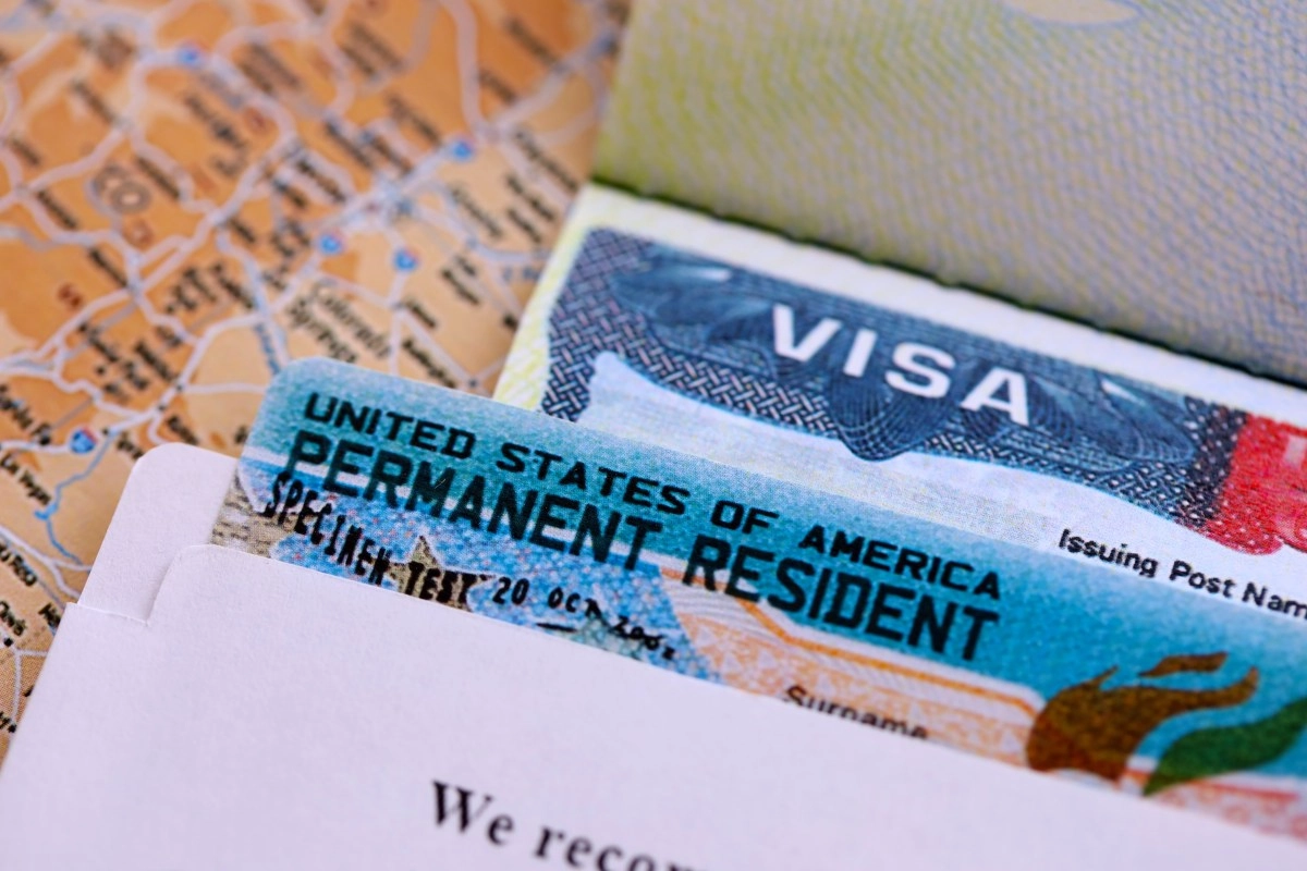 Memorandum that changes residency rules generates fear among immigrants and employers