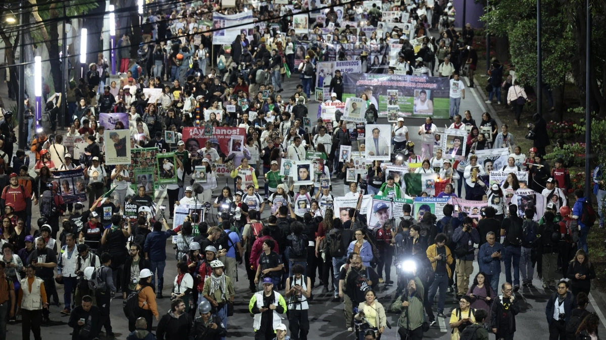 Families of missing people in Mexico challenge World Cup siege hours before the opening
