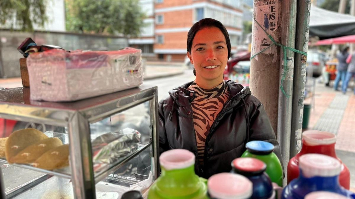 Why in Colombia we work a lot but produce little