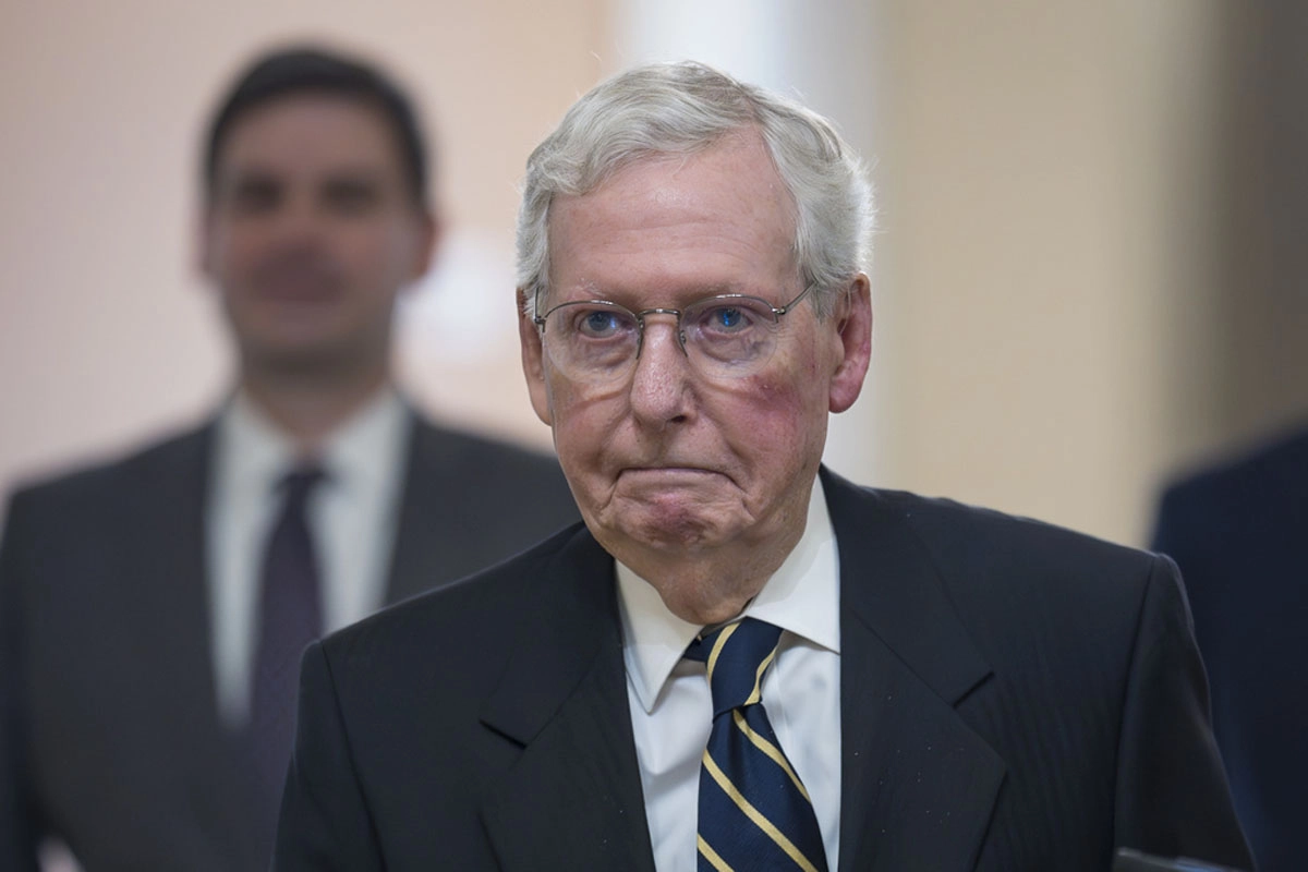 Donald Trump explodes against Mitch McConnell by pointing out that his job as a senator is terrible