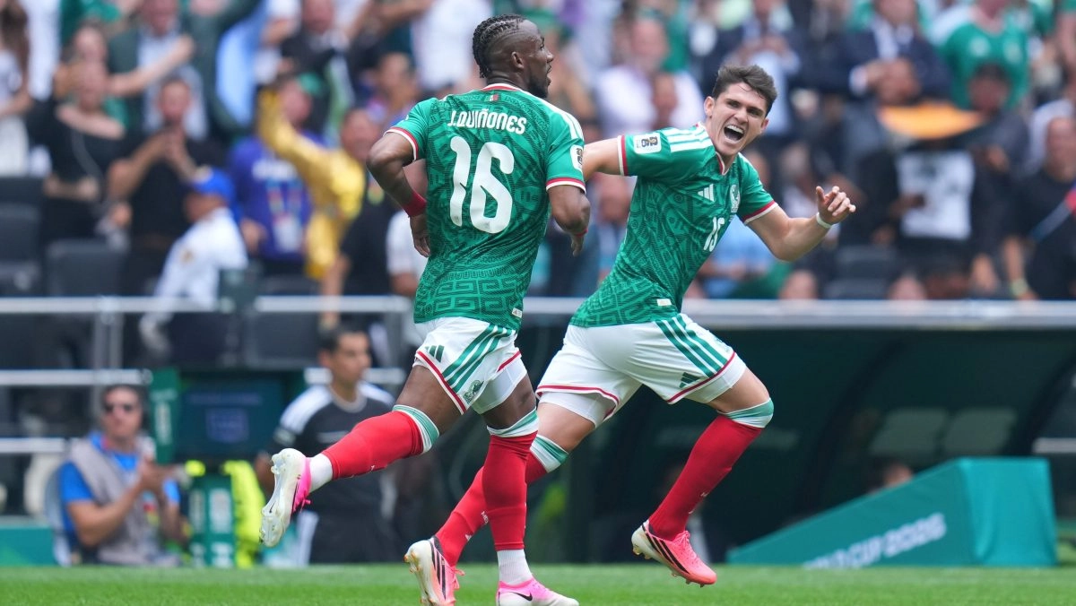 Erik Lira Julin Quiones and Israel Reyes react after the victory over South Africa We want more
