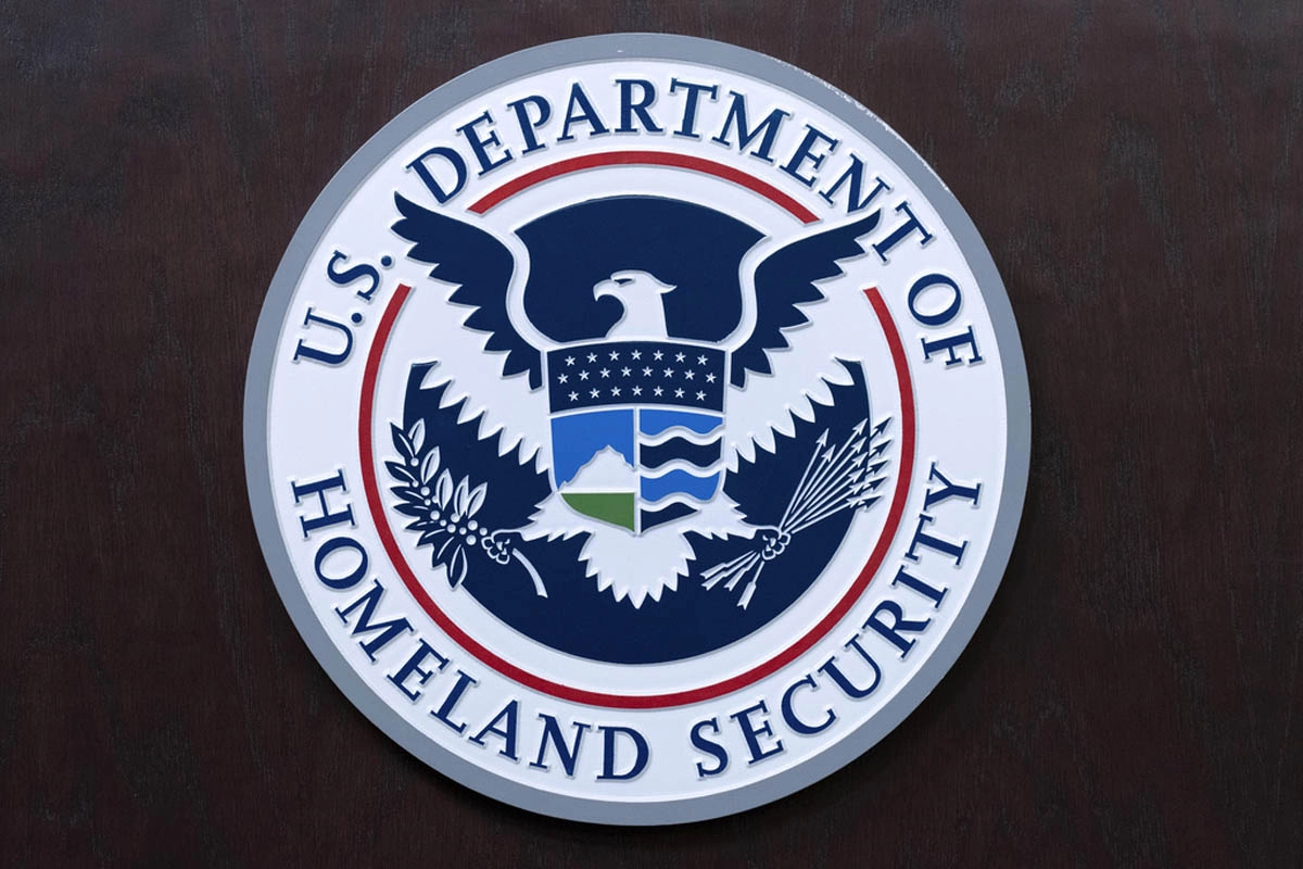 DHS claims to have found 146000 minors brought to the US as immigrants without documents
