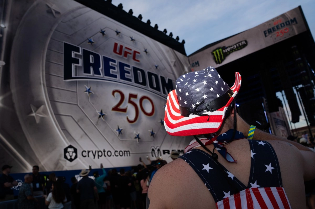Where and at what time to watch UFC Freedom 250 with the TopuriaGaethje card