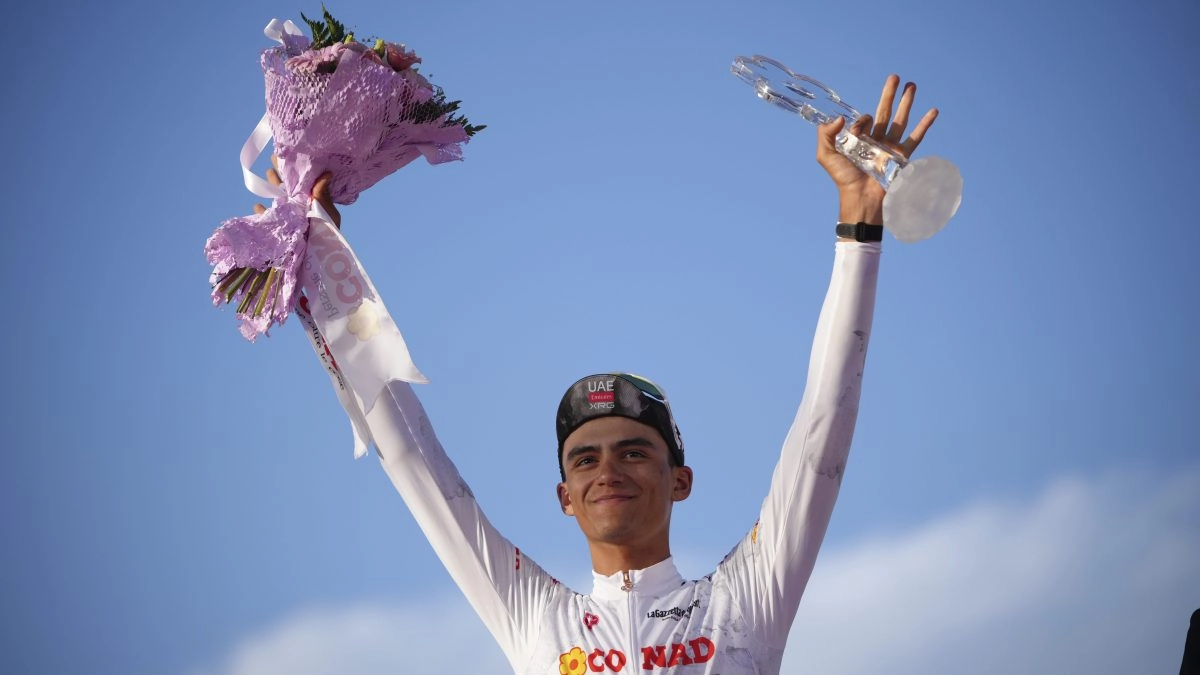 Isaac del Toro conquers the Tour of AuvergneRhneAlpes and launches a warning towards the Tour de France