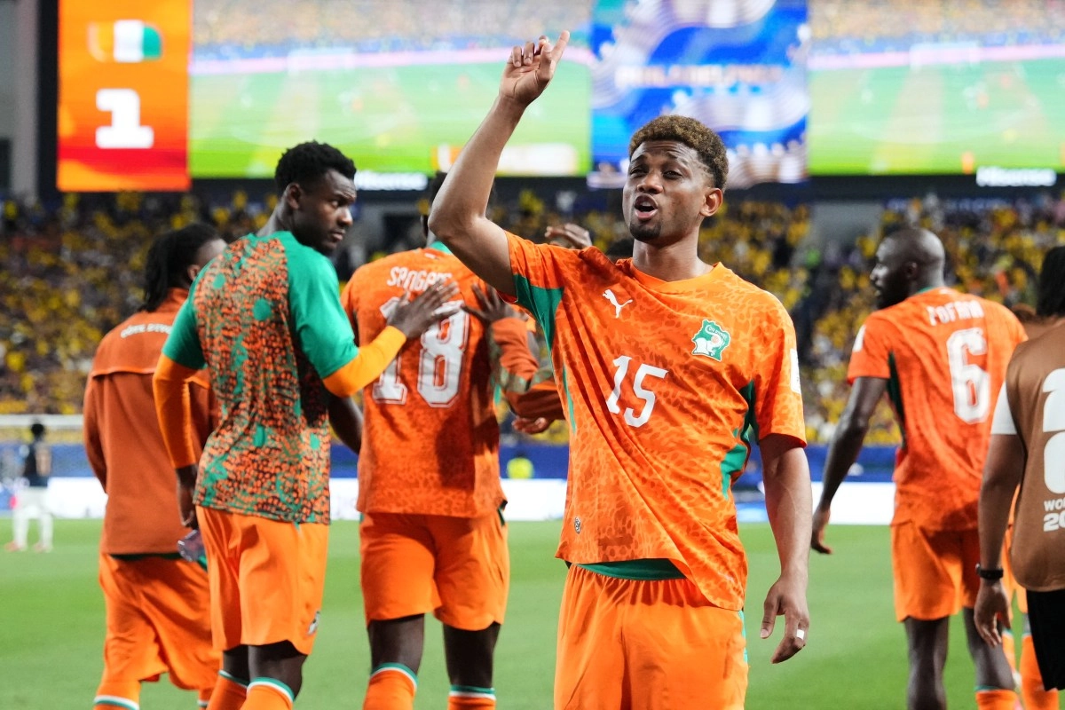 Ivory Coast surprised Ecuador and won a valuable victory at the last minute