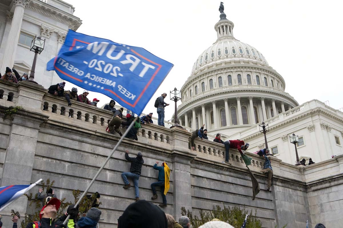 Sean Penn will direct a film about the attack on the Capitol on January 6 2021
