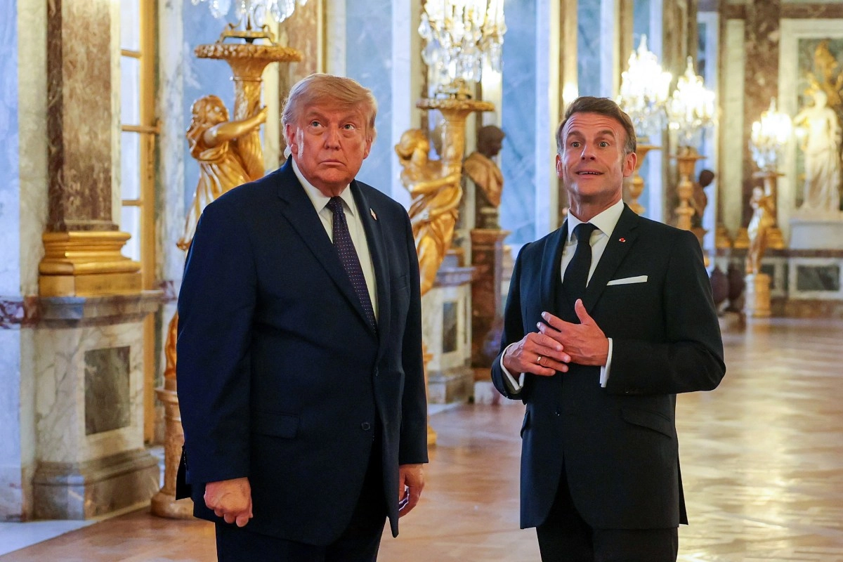 Trump signs the memorandum with Iran in Versailles and opens a 60day countdown to a definitive agreement
