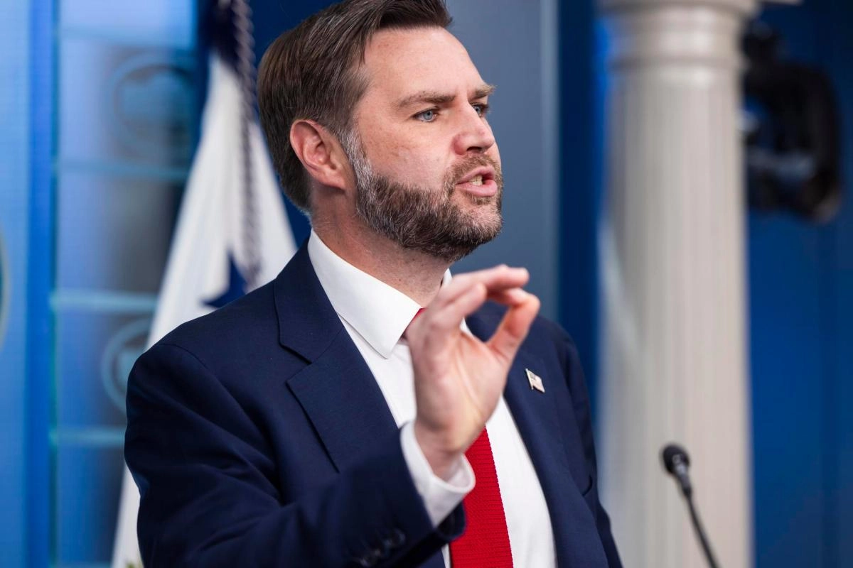 Although Trump and Cuba maintain diplomatic contacts JD Vance issues a warning to Havana