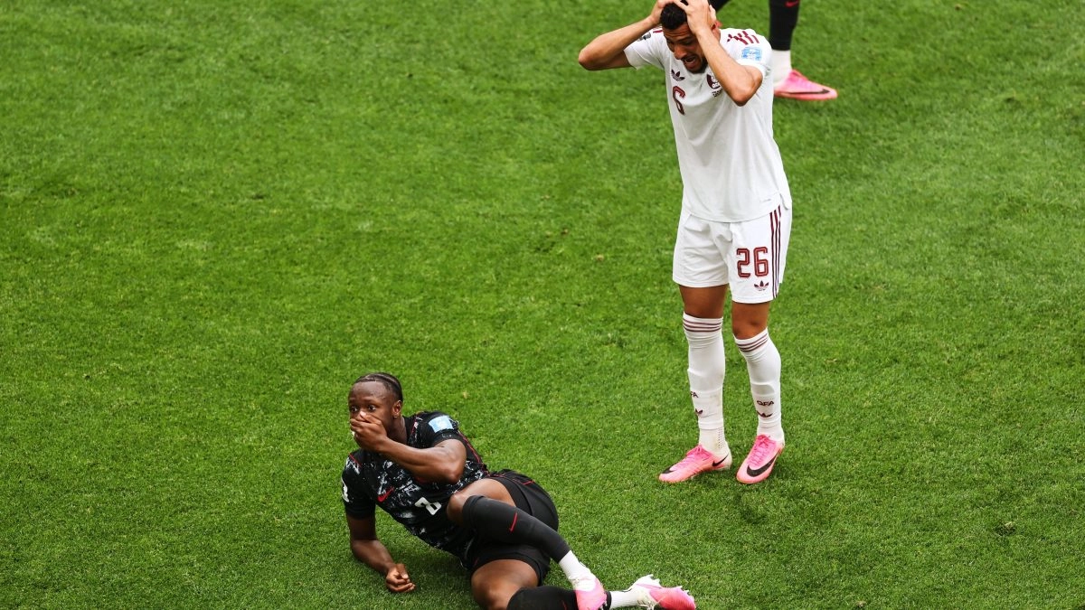 Canada crushes Qatar at home but suffers from Ismal Kons chilling injury
