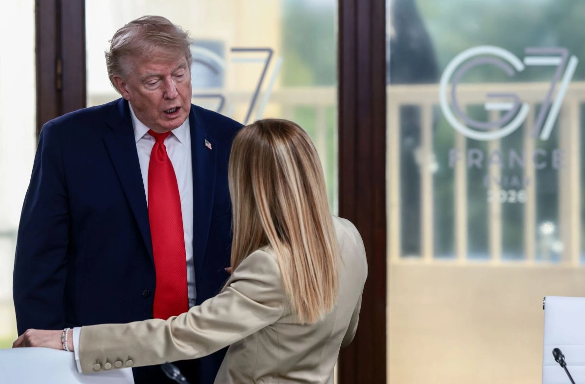 Trump claims Meloni begged him for a photo She denies him and accuses him of lying