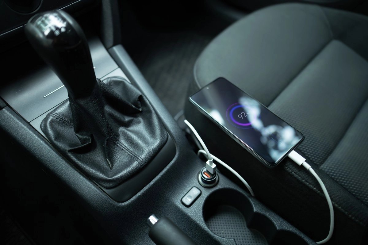 Charging your phone in the car with a generic charger can be more dangerous than you think