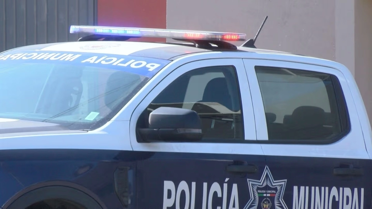 They murder a police officer in Baja California and leave a narco message next to his body