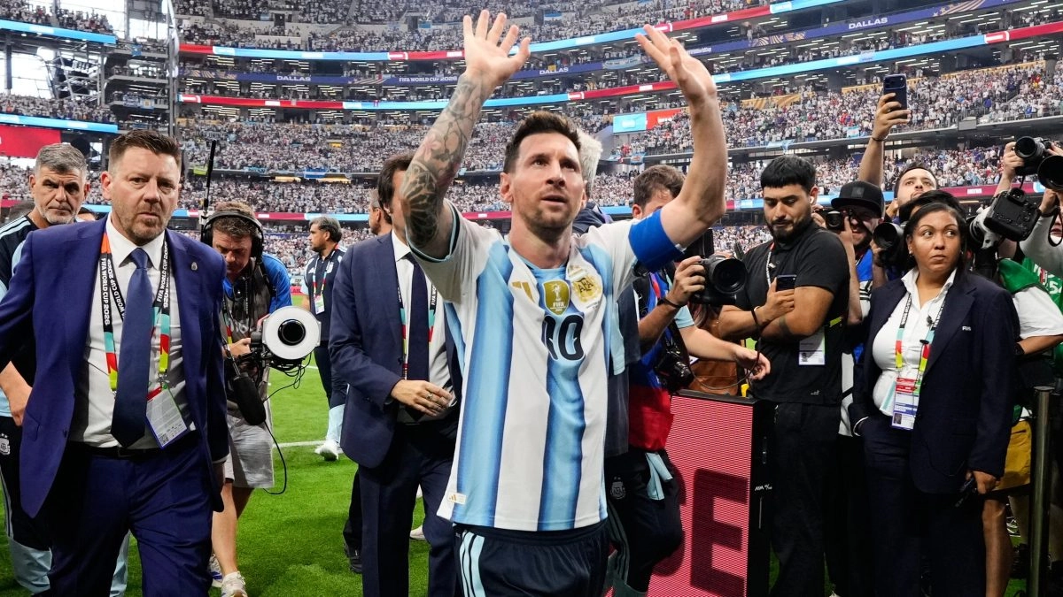 Zlatan Ibrahimovic analyzes Messis performance in the World Cup