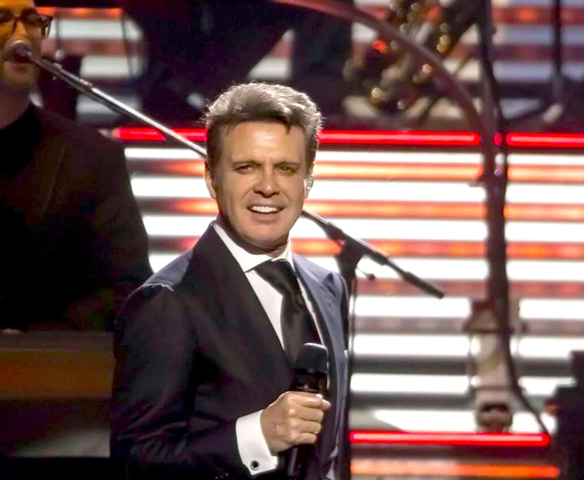Luis Miguel was discharged after his heart operation