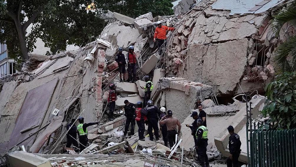 The images of the serious damage caused in Caracas and La Guaira by the powerful earthquakes in Venezuela