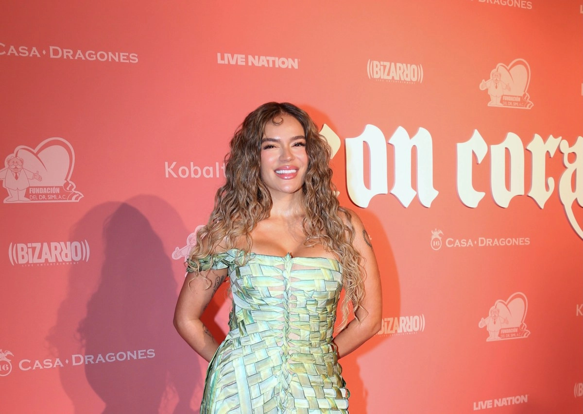 Karol G announces help to Venezuelan children through her foundation