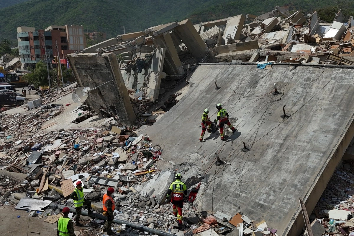 Who is the actress Gaby Fleritt found dead after the earthquakes in Venezuela