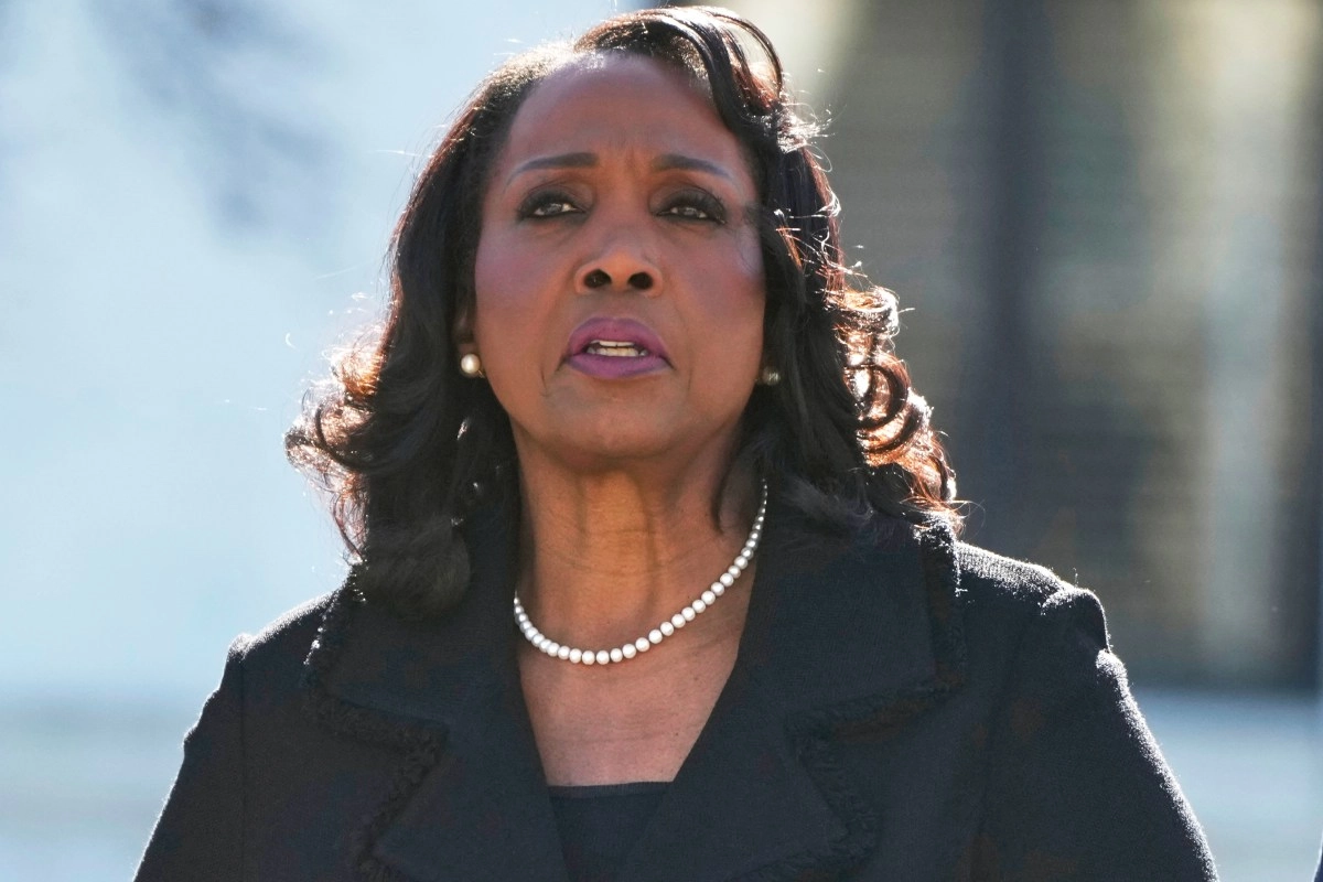 Supreme Court rejects Trumps attempt to remove Federal Reserve Governor Lisa Cook