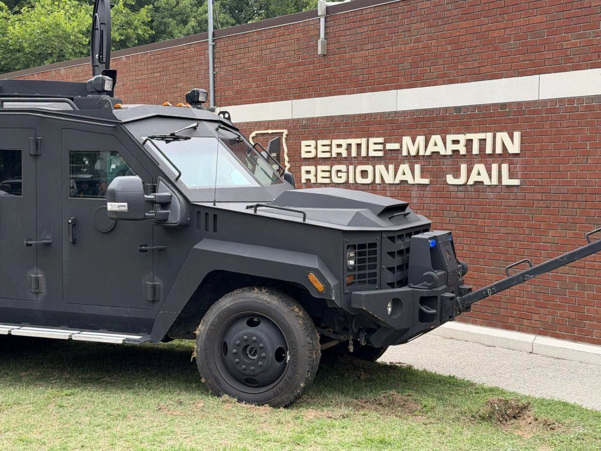 Inmates took partial control of a North Carolina jail and retained guards
