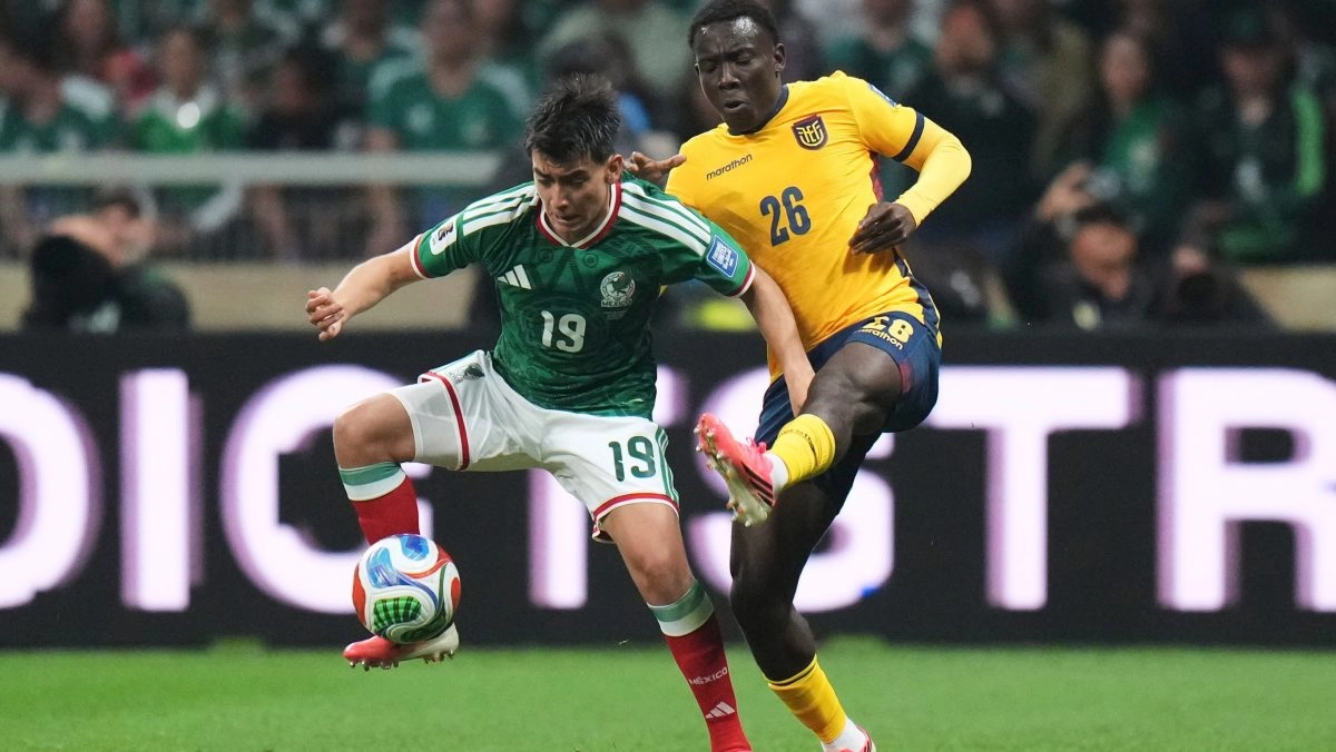 They claim that Manchester United refused to sign Gil Mora due to his high cost